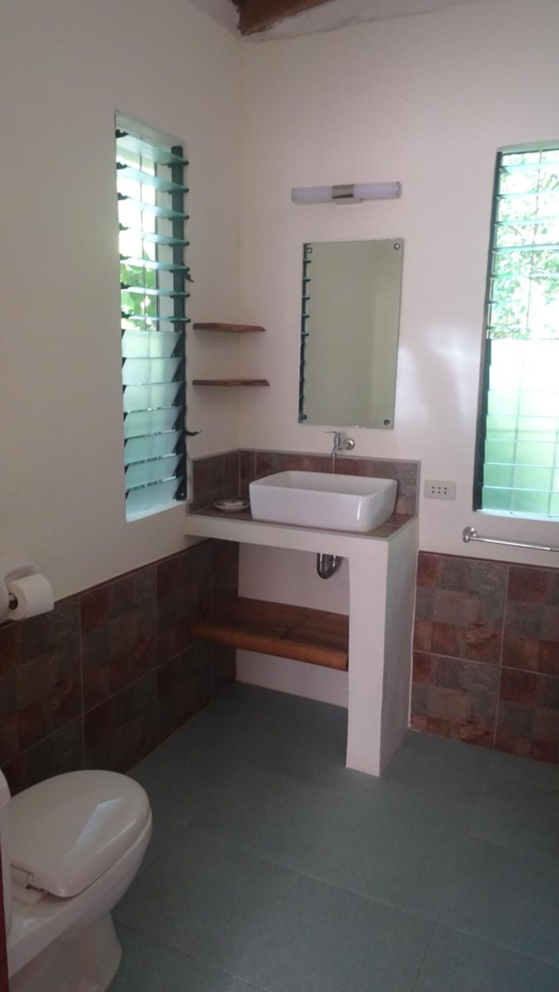 Acacia'S Cottages With Starlink Wifi Mambajao Bagian luar foto